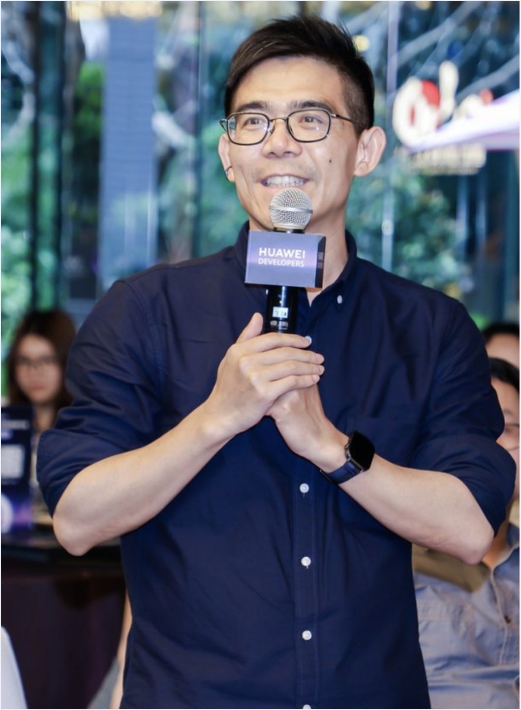 陈辉辉个人照片